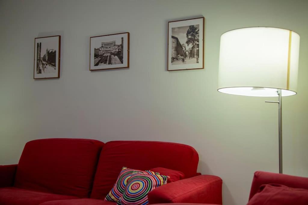 Peaceful Apartment In Piazza Venezia'S Alleys Roma Eksteriør bilde