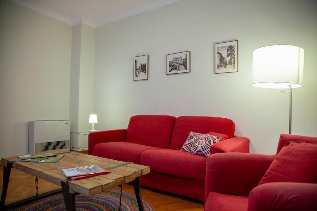 Peaceful Apartment In Piazza Venezia'S Alleys Roma Eksteriør bilde